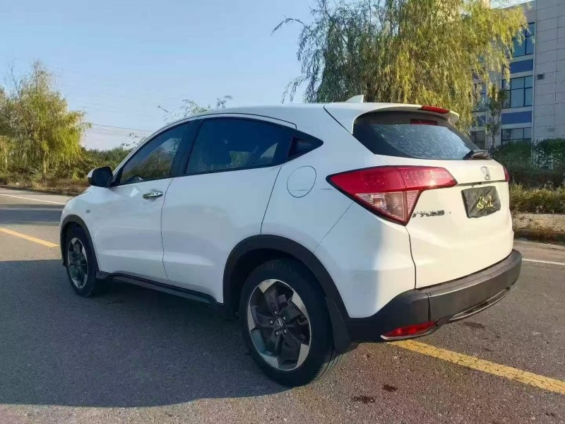 威海16年本田缤智9