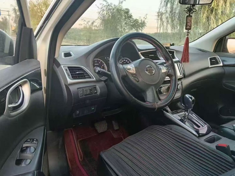 威海18年日产轩逸6