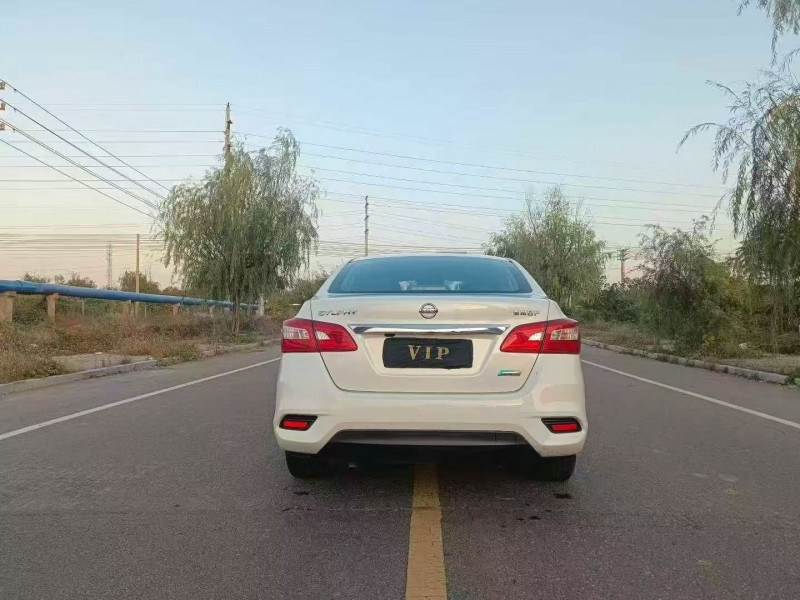 威海18年日产轩逸9