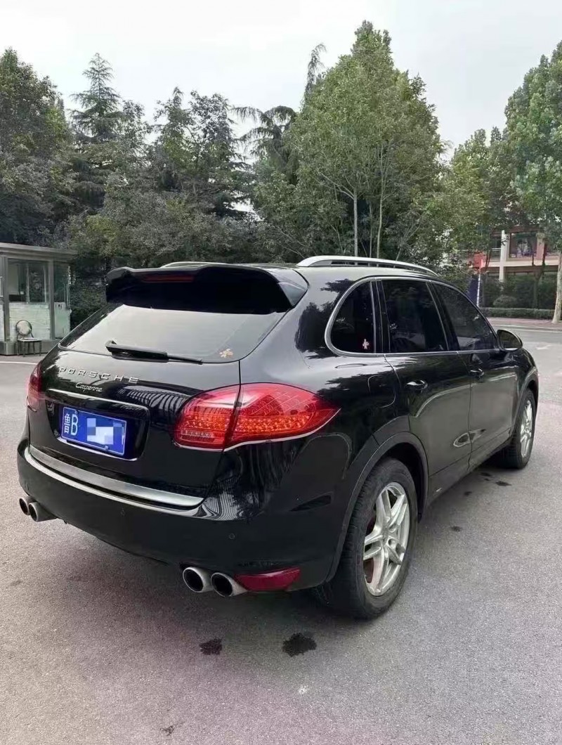 青岛13年保时捷卡宴7