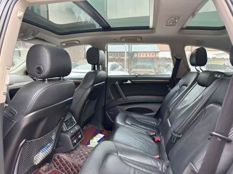 淄博12年奥迪Q75