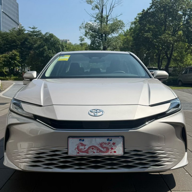 佛山25年丰田凯美瑞1