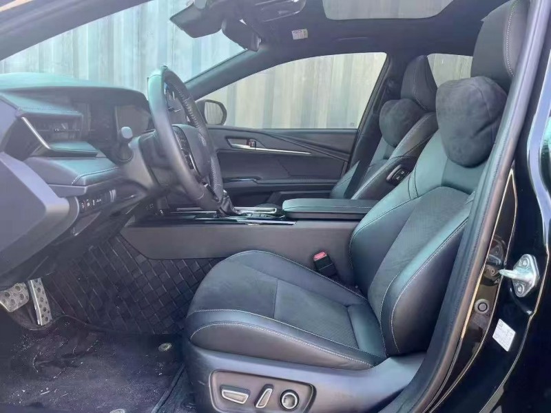 枣庄25年丰田凯美瑞5