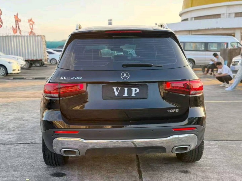东莞23年奔驰GLB7
