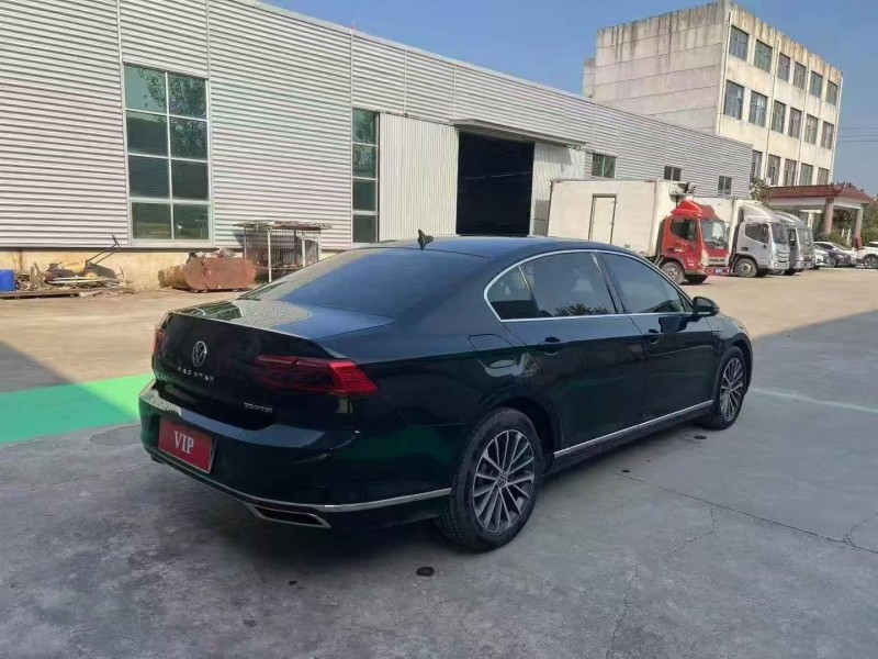 枣庄21年大众迈腾8