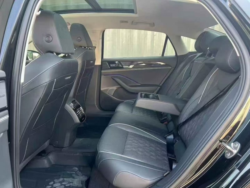 枣庄24年大众迈腾4