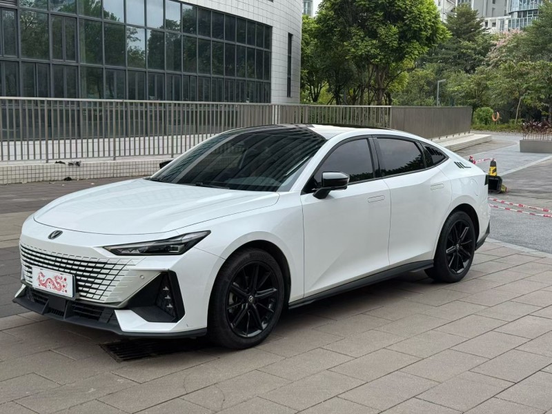 佛山25年长安汽车UNI2