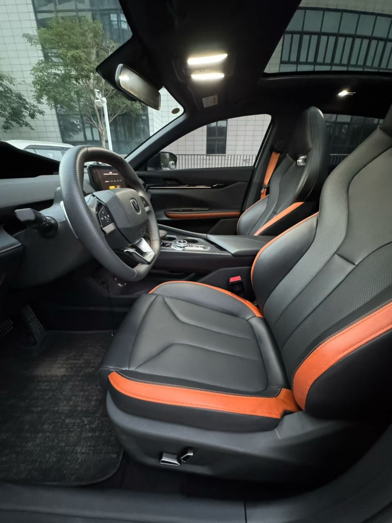 佛山25年长安汽车UNI4