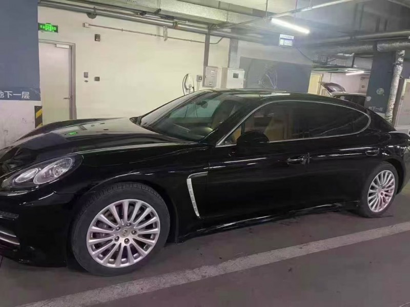 哈尔滨14年保时捷帕拉梅拉3