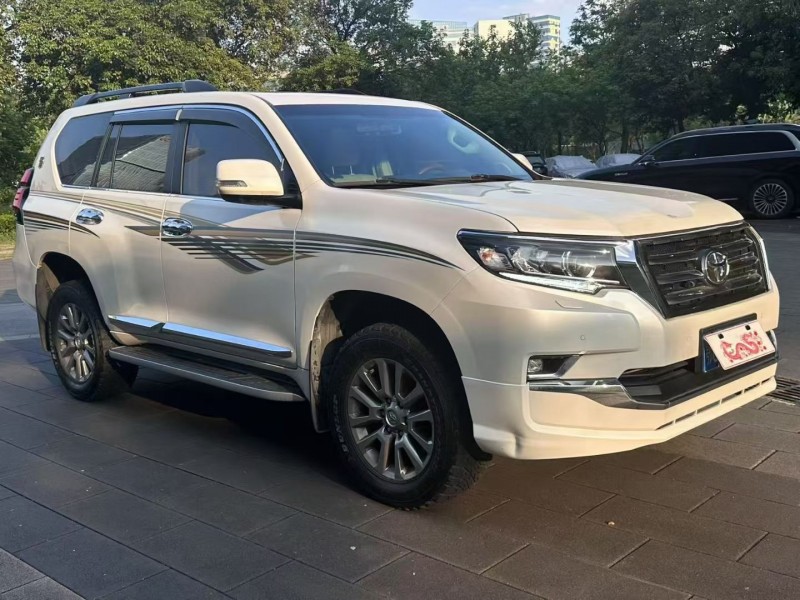 佛山19年丰田普拉多2