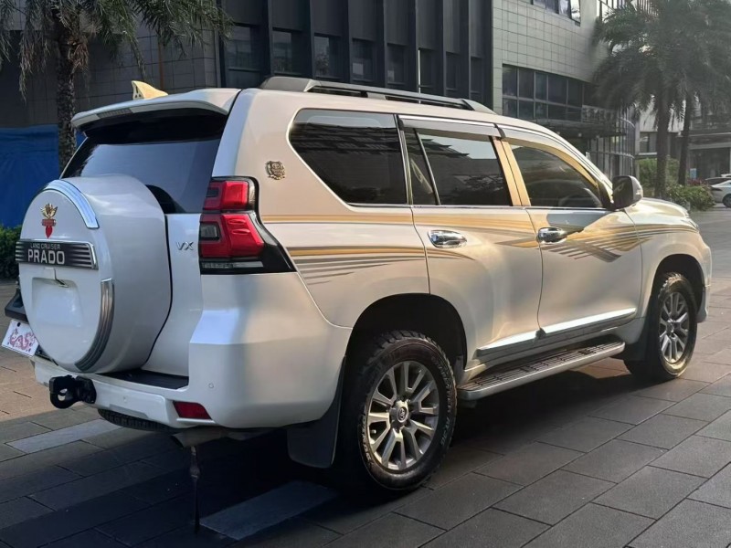 佛山19年丰田普拉多7