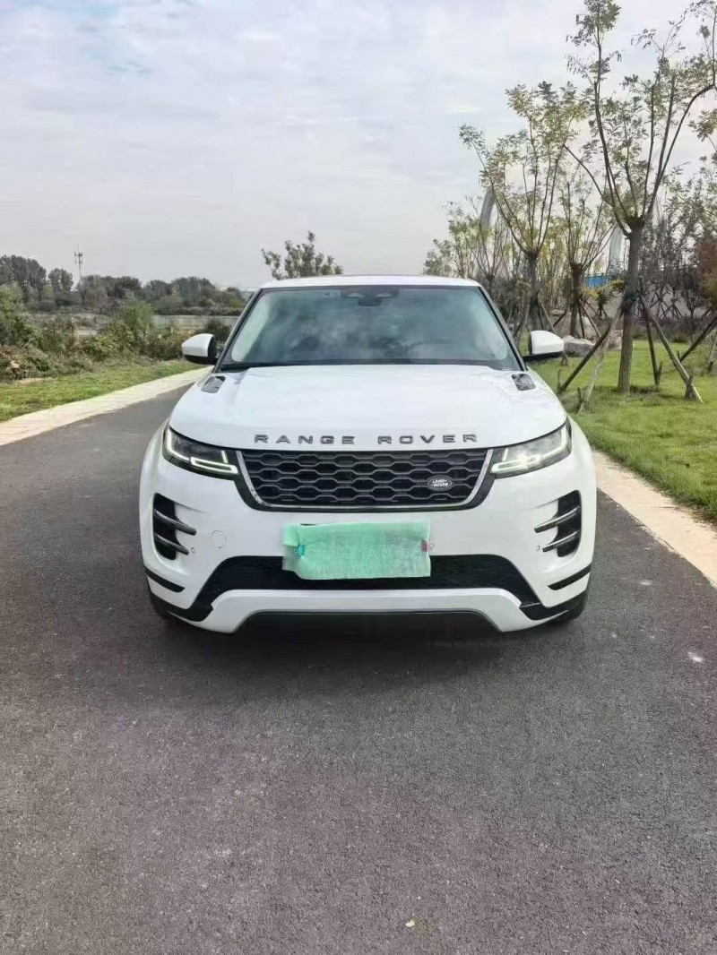 枣庄22年路虎极光1