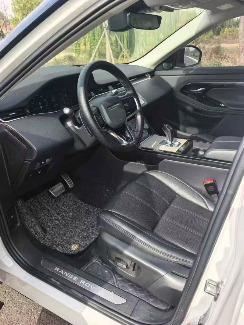 枣庄22年路虎极光5