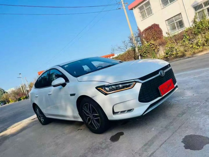 潍坊19年比亚迪秦2