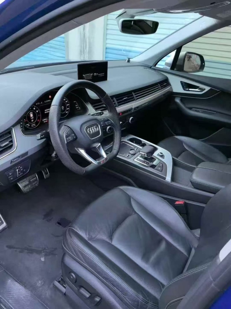 开封17年奥迪Q79