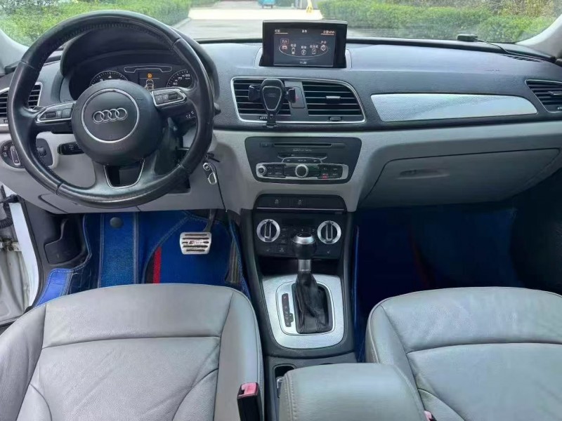 济南13年奥迪Q34