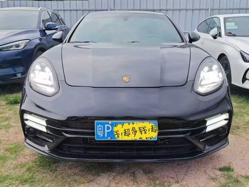 韶关12年保时捷帕拉梅拉1