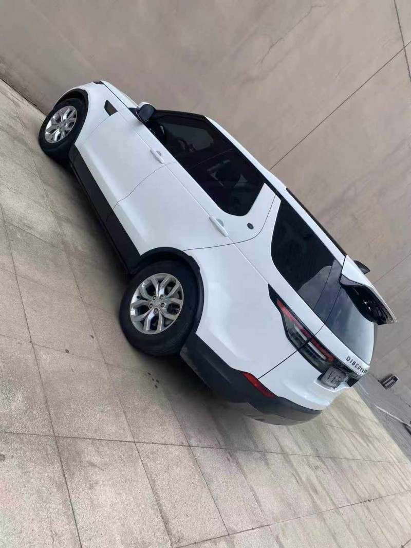 营口18年路虎发现8