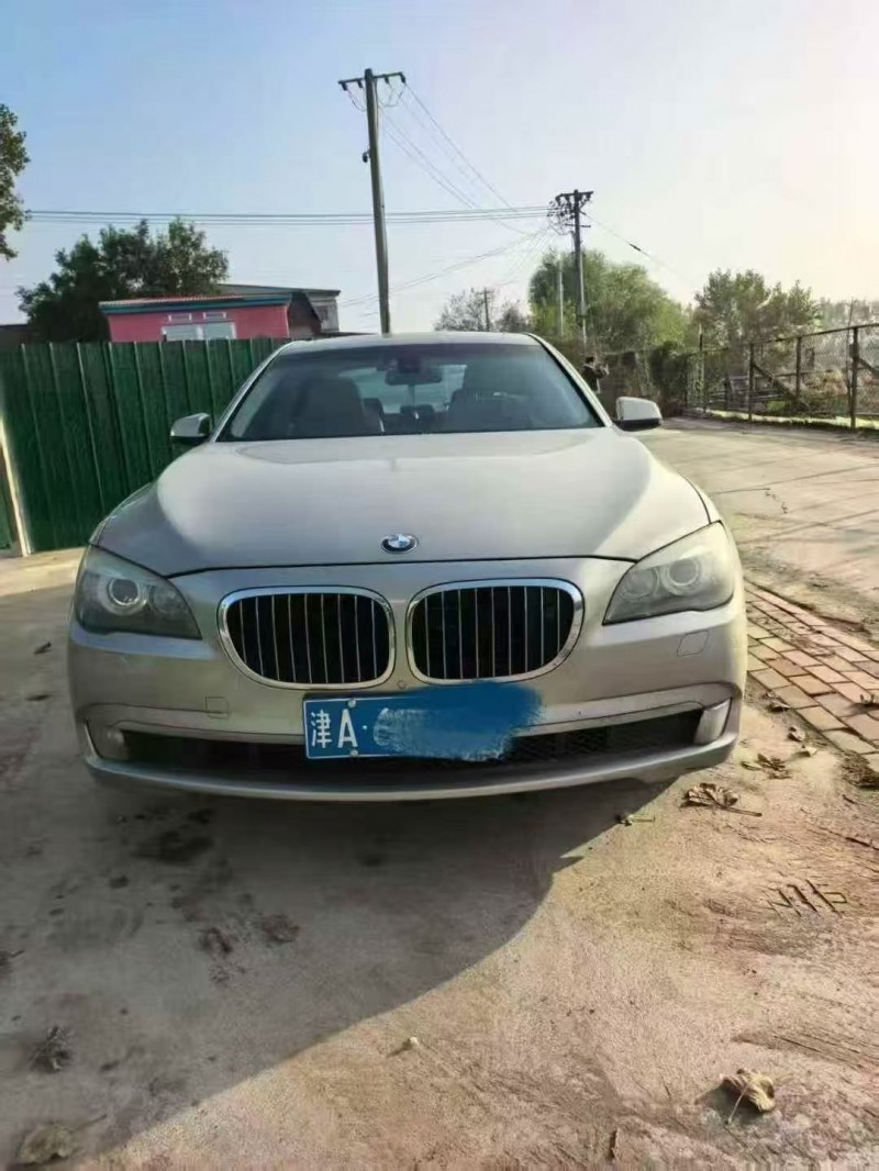 天津11年宝马7系1