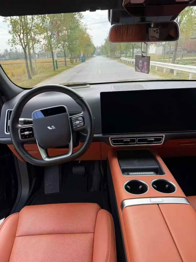 苏州23年理想L75