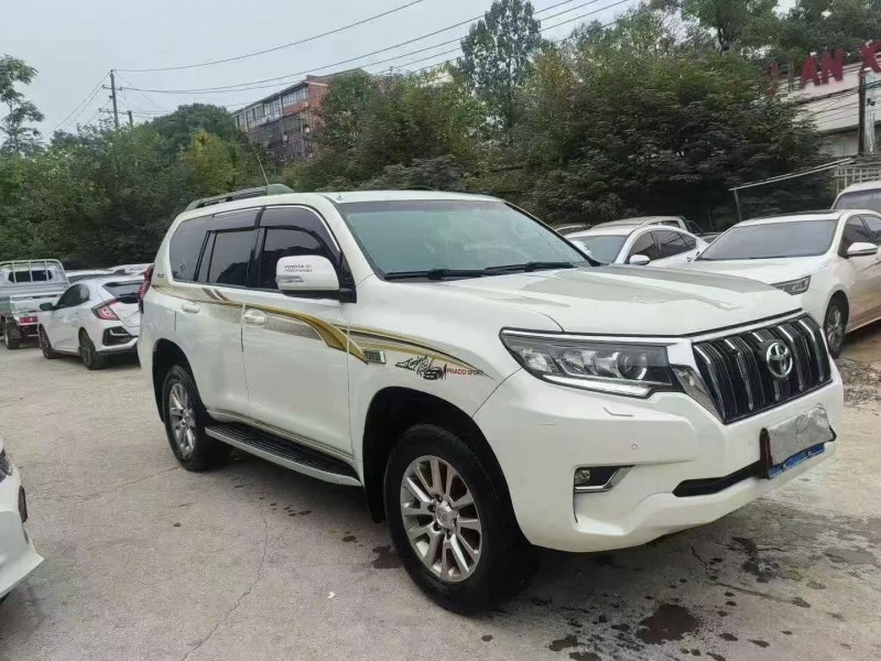 邵阳17年丰田普拉多3