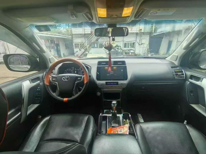 邵阳17年丰田普拉多4