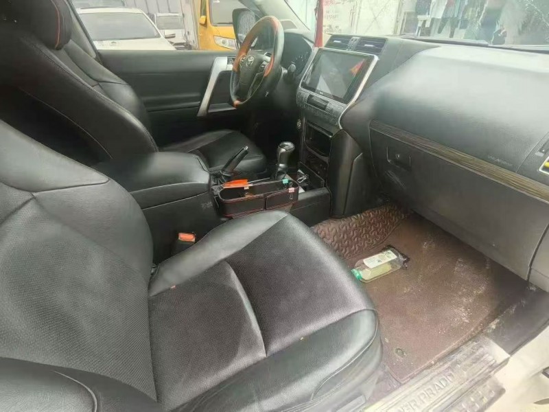 邵阳17年丰田普拉多5