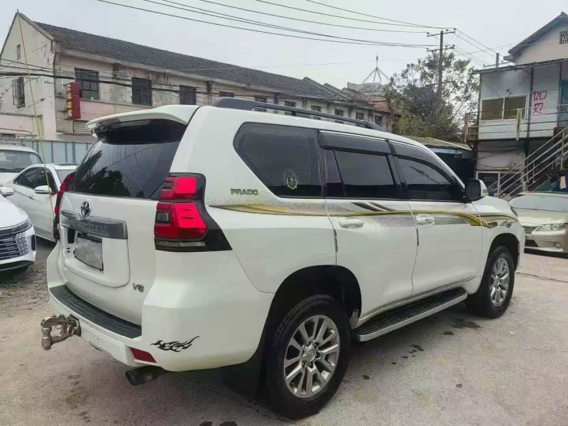 邵阳17年丰田普拉多9