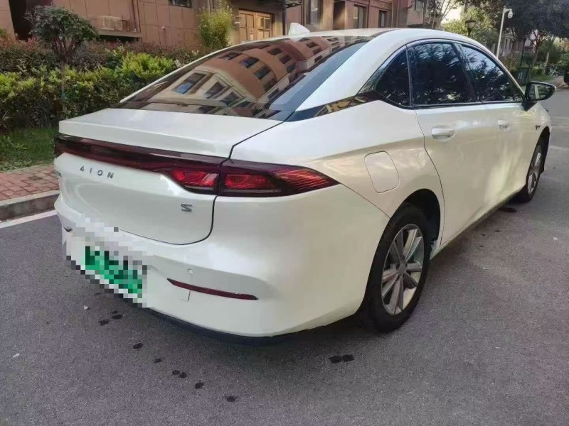 枣庄23年传祺埃安S8