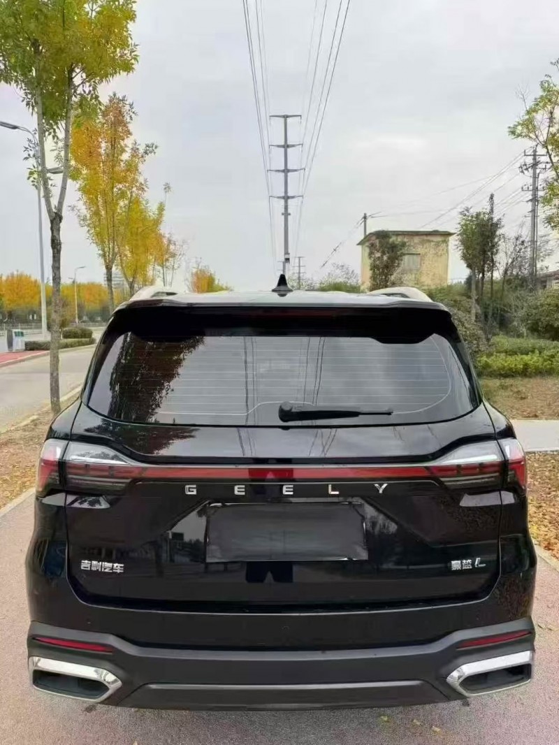 枣庄23年吉利豪越9