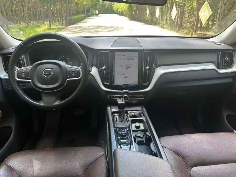 青岛22年沃尔沃XC604