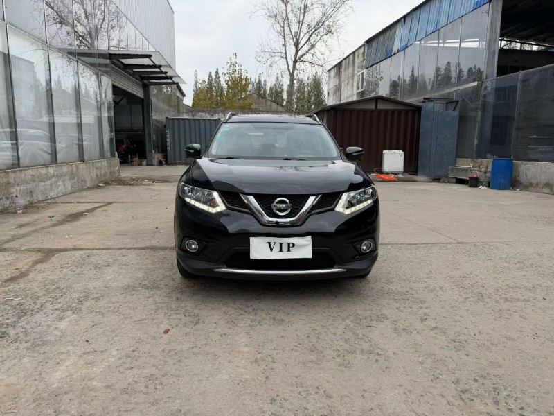 徐州16年日产奇骏1