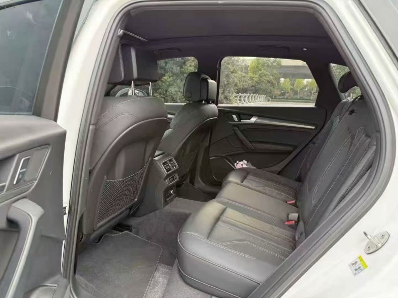 镇江23年奥迪Q56