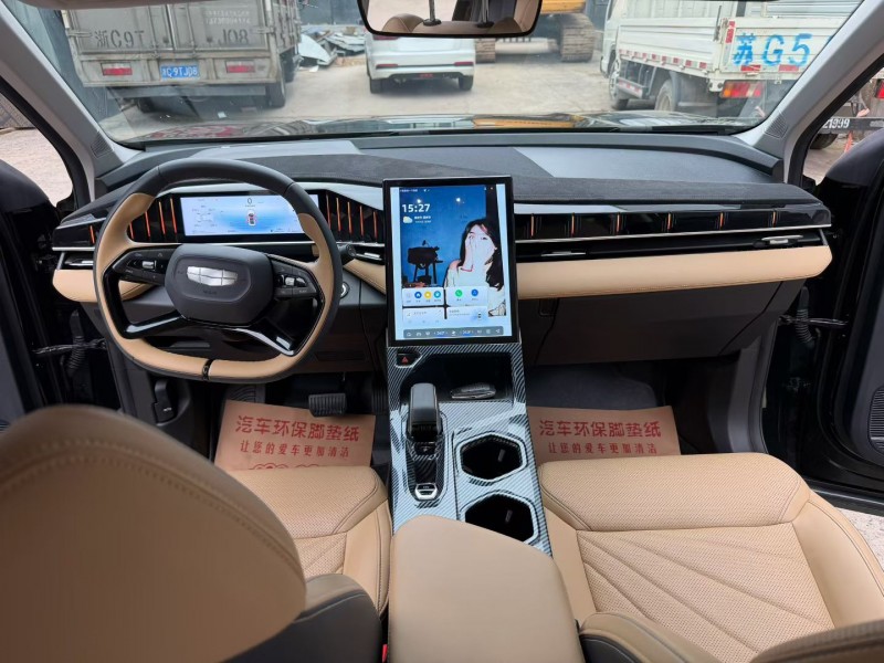 徐州24年吉利博越5