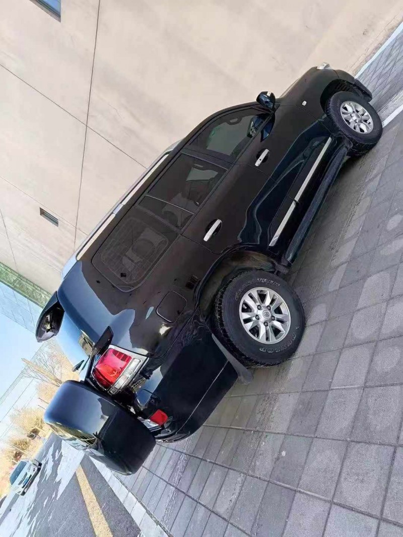 营口12年丰田兰德酷路泽4