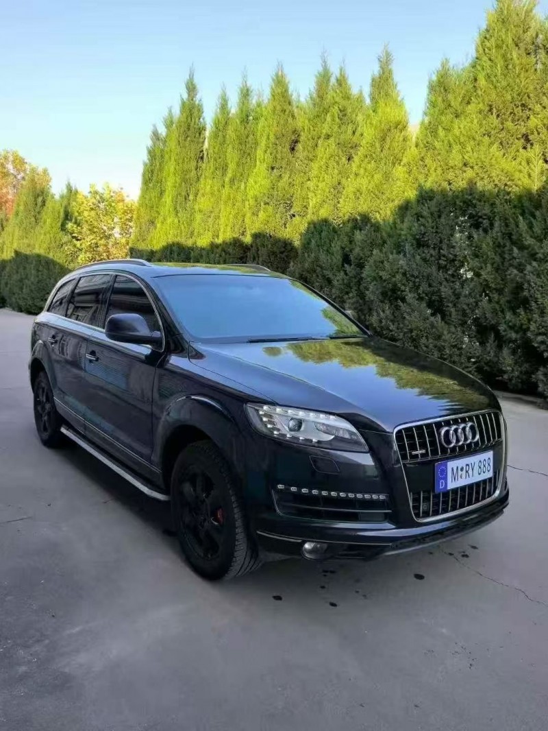 青岛12年奥迪Q73