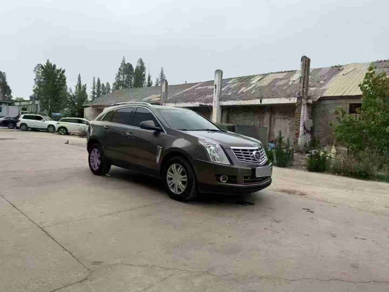 徐州14年凯迪拉克SRX3
