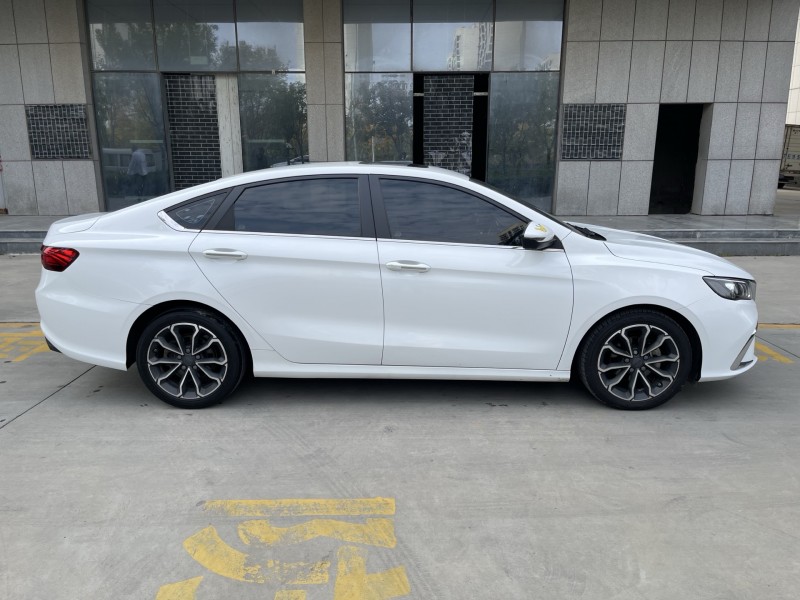 济宁21年吉利缤瑞7