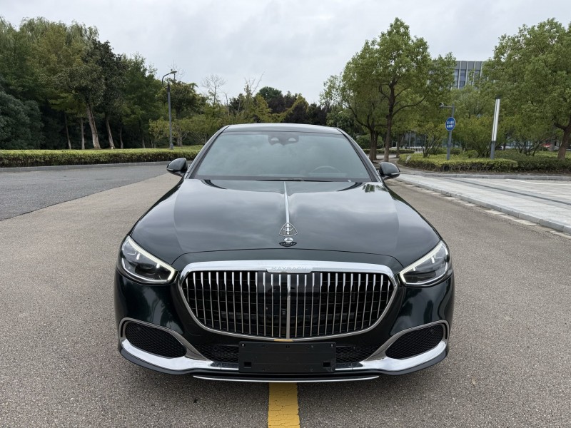 盐城23年奔驰迈巴赫S级1