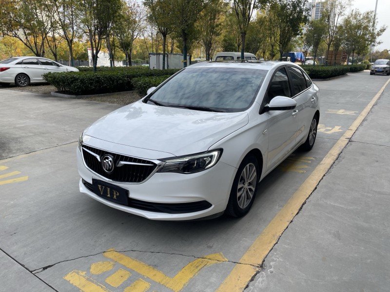 济宁19年别克英朗2