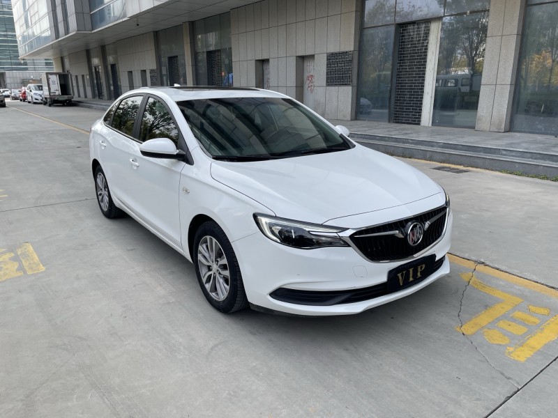 济宁19年别克英朗3