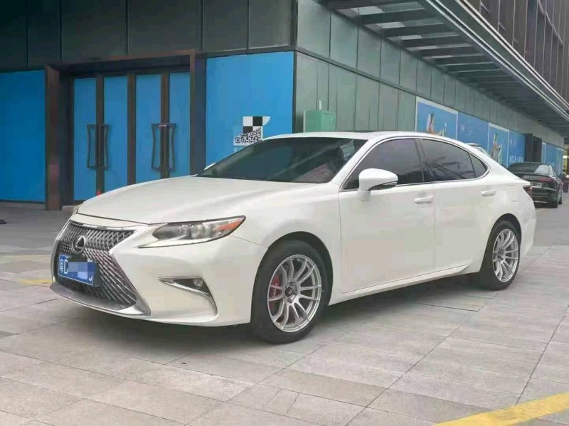 广州14年雷克萨斯ES2