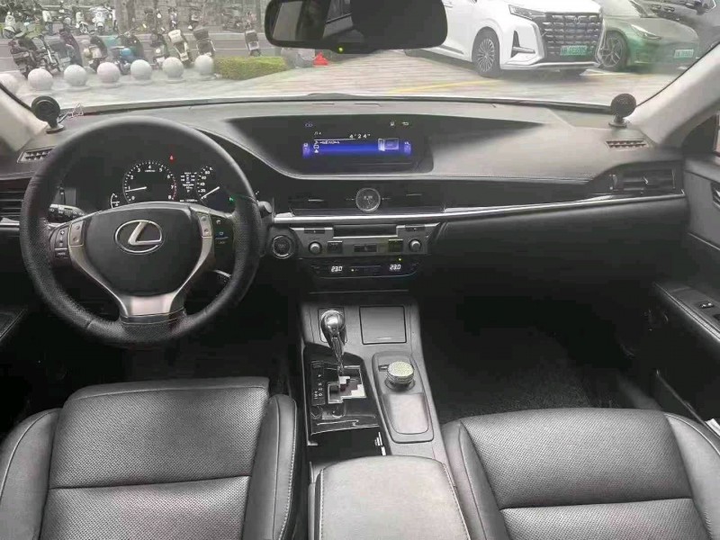 广州14年雷克萨斯ES4