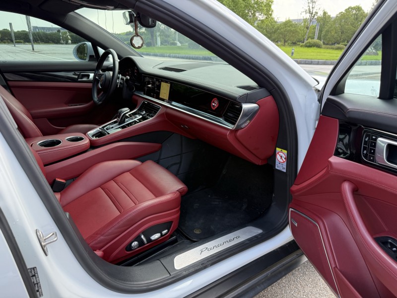 盐城21年保时捷帕拉梅拉6