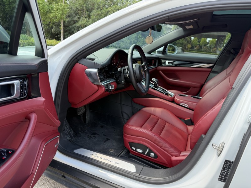 盐城21年保时捷帕拉梅拉7