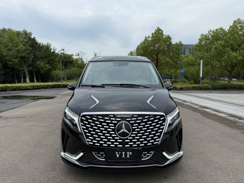 盐城23年奔驰维努斯1