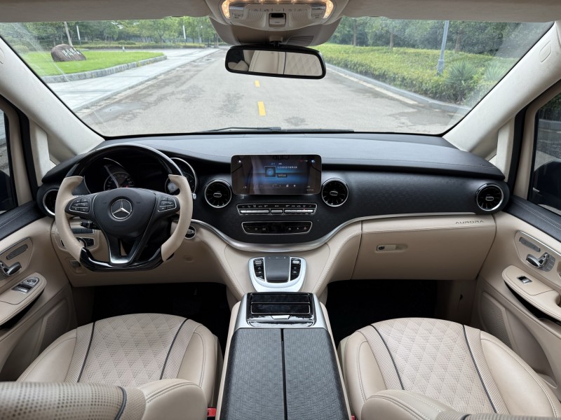 盐城23年奔驰维努斯7