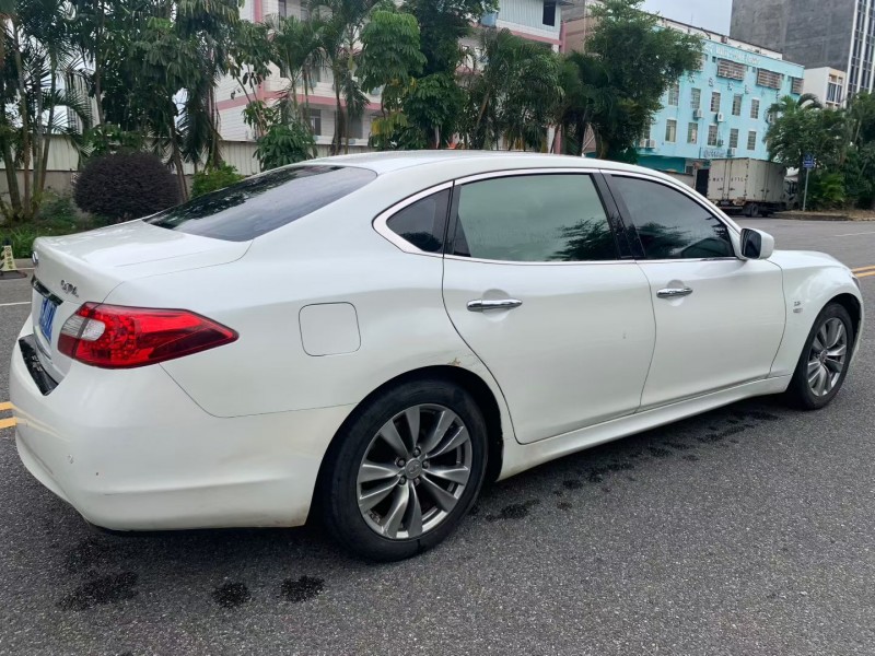 茂名15年英菲尼迪Q707