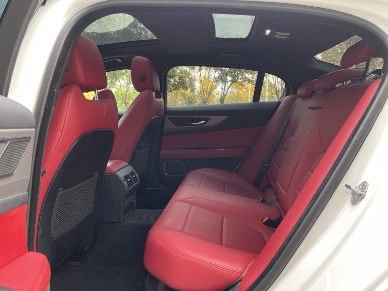 济宁22年捷豹XEL6