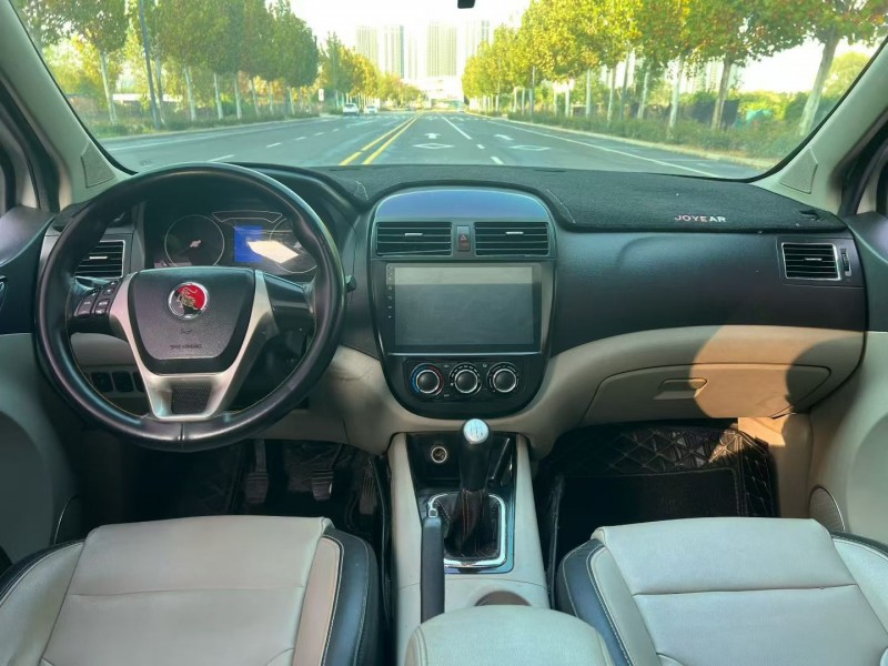 郑州16年东风景逸5